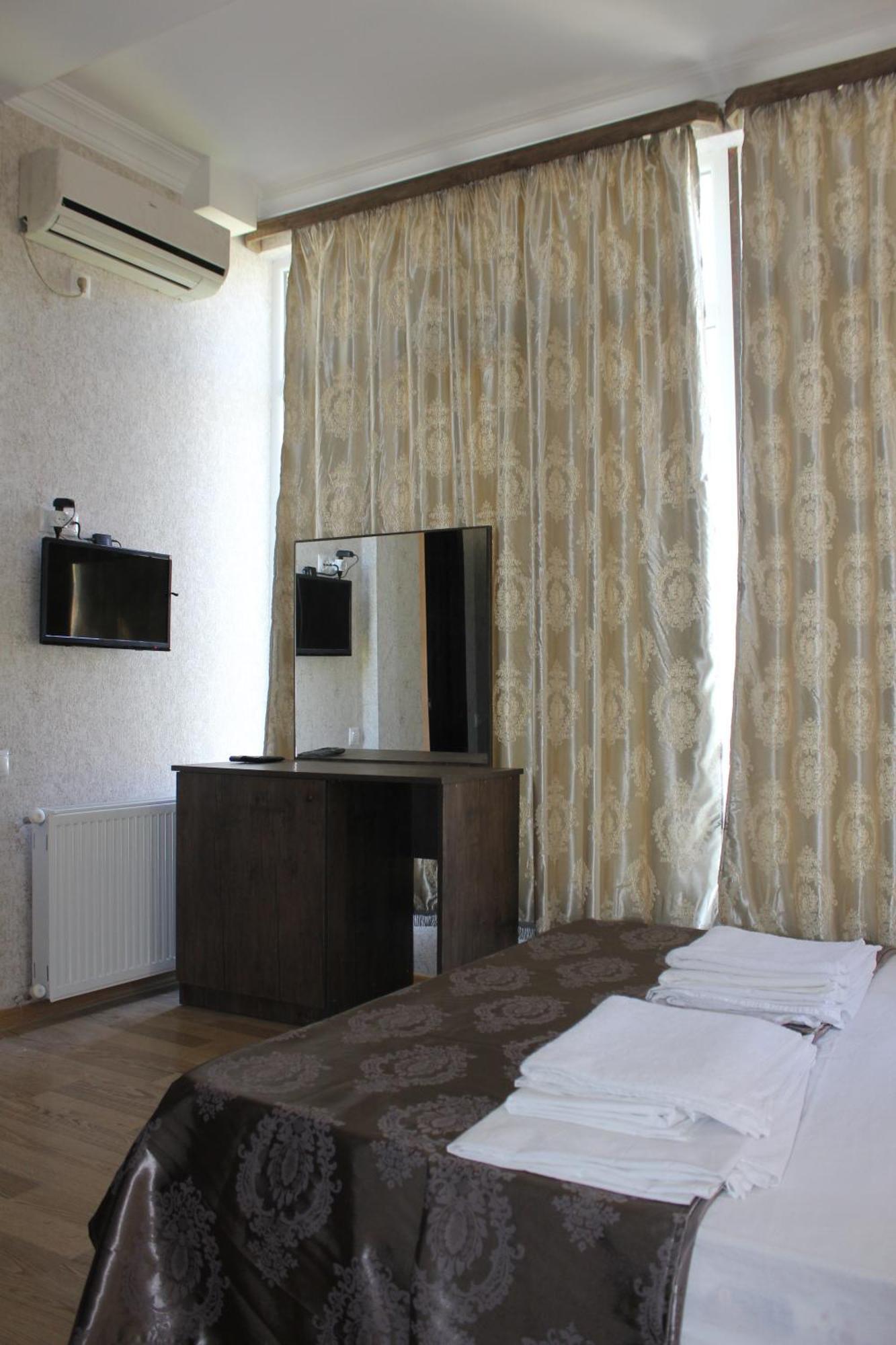 Hotel Mimino Tiflis Habitación foto