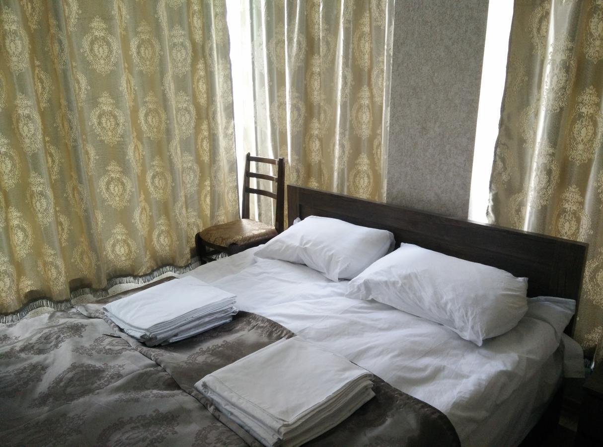Hotel Mimino Tiflis Exterior foto
