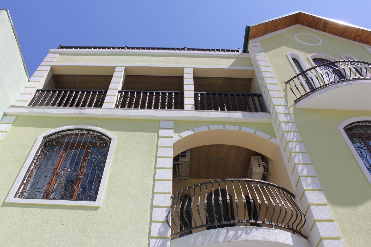 Hotel Mimino Tiflis Exterior foto