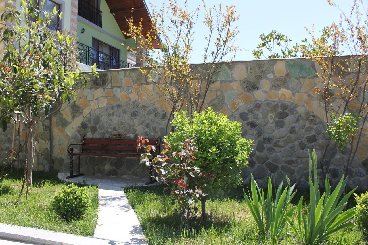 Hotel Mimino Tiflis Exterior foto