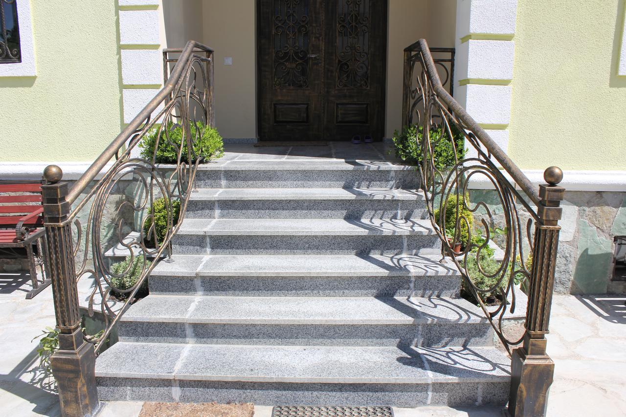 Hotel Mimino Tiflis Exterior foto